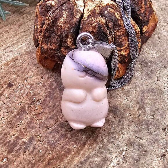 Adorable Nature Alashan Agate Hand Carved Standing Rabbit Pendant Necklace - Picture 6 of 10